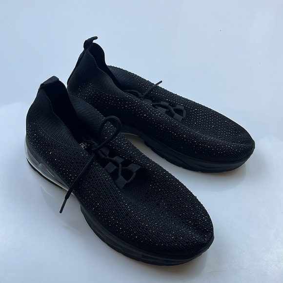 SP Sport Studded Sneakers - Size 8 - N189-21 - Picture 2 of 5